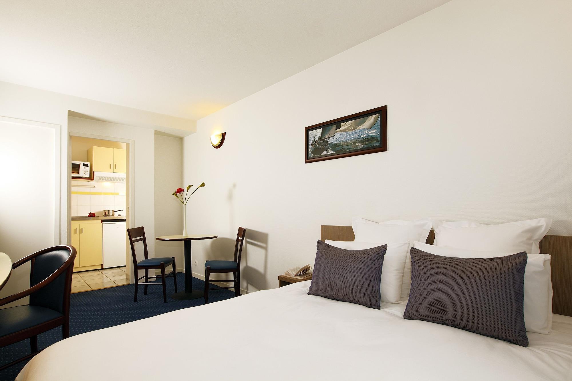 อัปปาร์ต ซิตี้ แคลร์มง แฟร็อง ซองทร์ Aparthotel แคลร์มงต์-แฟร์รองด์ ภายนอก รูปภาพ